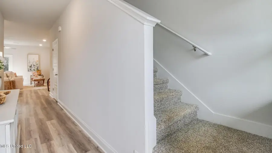 129 Harper Grove Circle, Ocean Springs, MS 39564 - Image #3