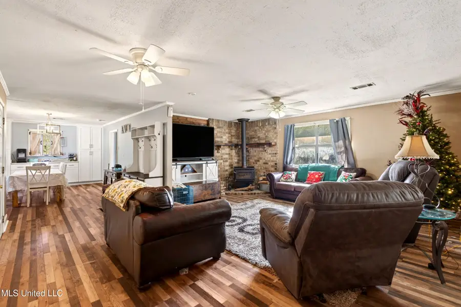 21 Richard Johnson Road, Carriere, MS 39426 - Image #2