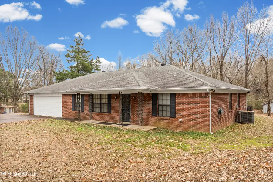 3165 W Star Landing Road, Nesbit, MS 38651 - Image #3