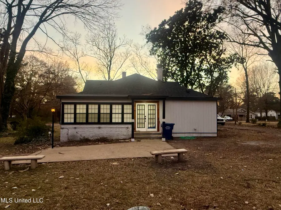 202 Panola Avenue, Batesville, MS 38606 - Image #3
