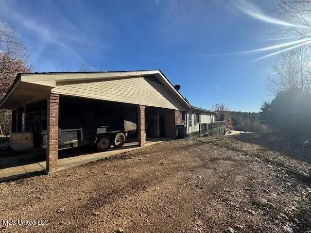 65 Rhodes Lane, Benton, MS 39039 - Image #2