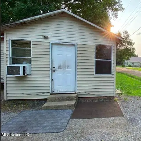 307 Stuart Street, Indianola, MS 38751 - Image #1