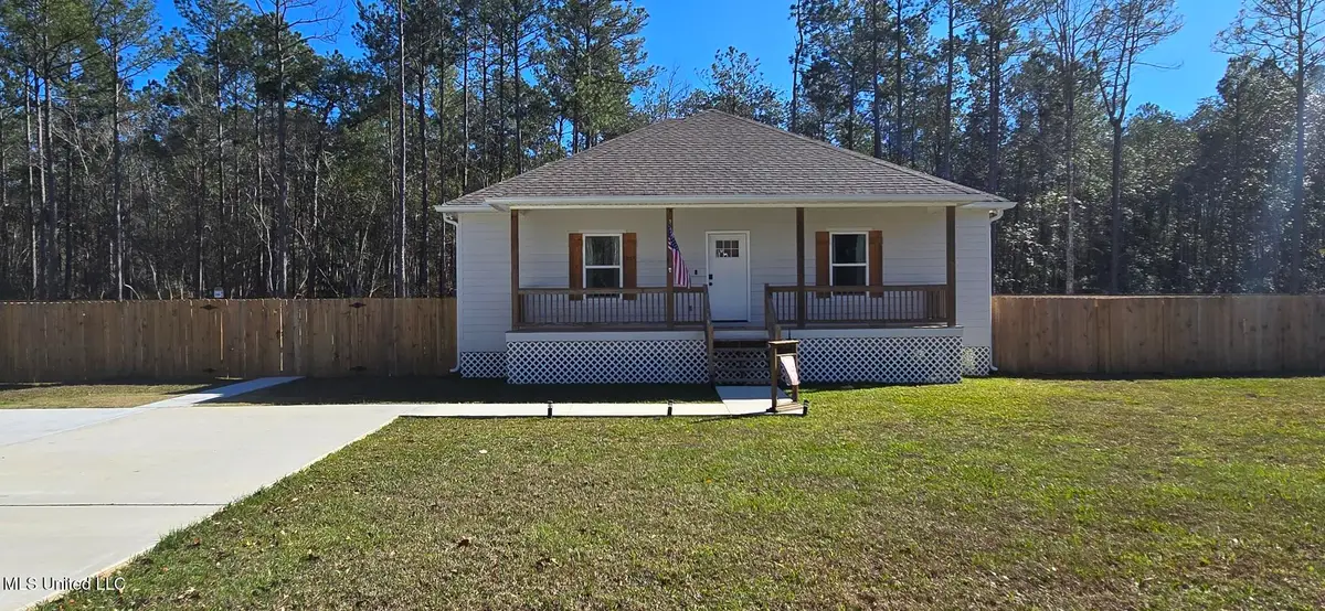 1715 E Lakeshore Drive, Carriere, MS 39426 - Image #1