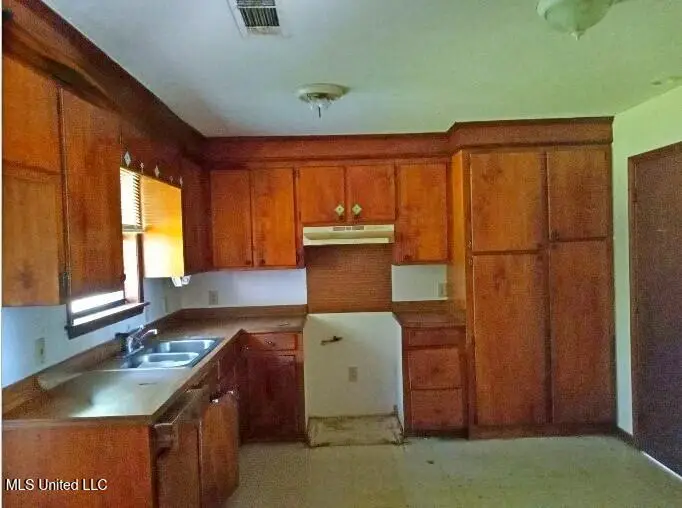 196 Northpoint Drive, Yazoo City, MS 39194 - Image #3