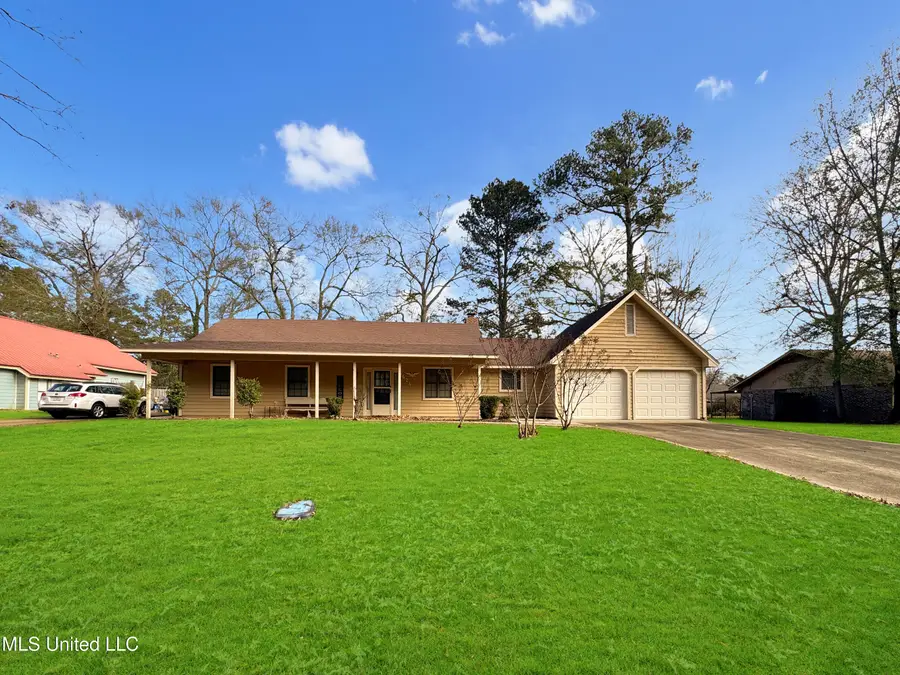 624 Cedar Springs Drive, Jackson, MS 39212 - Image #2