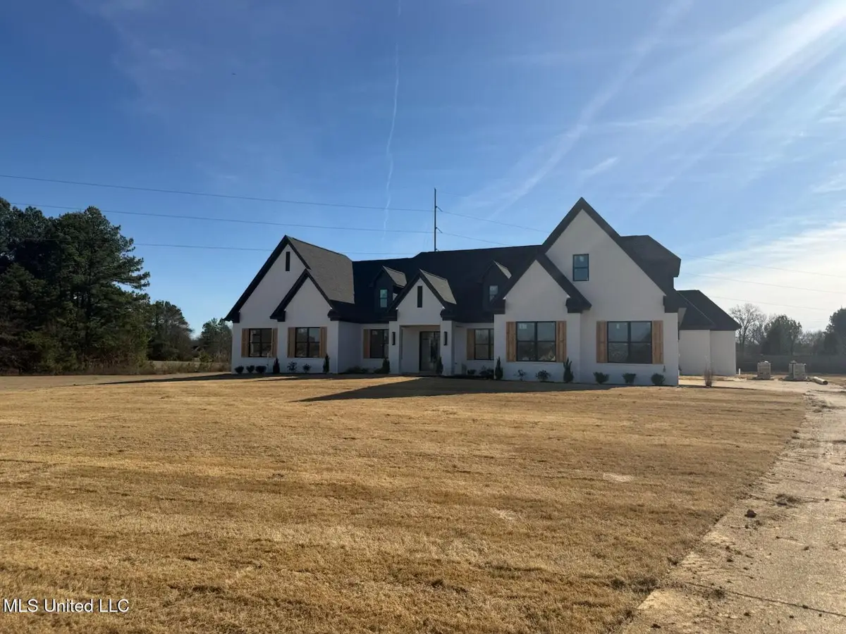 3360 N Blooming Grove Road, Olive Branch, MS 38654 - Image #1