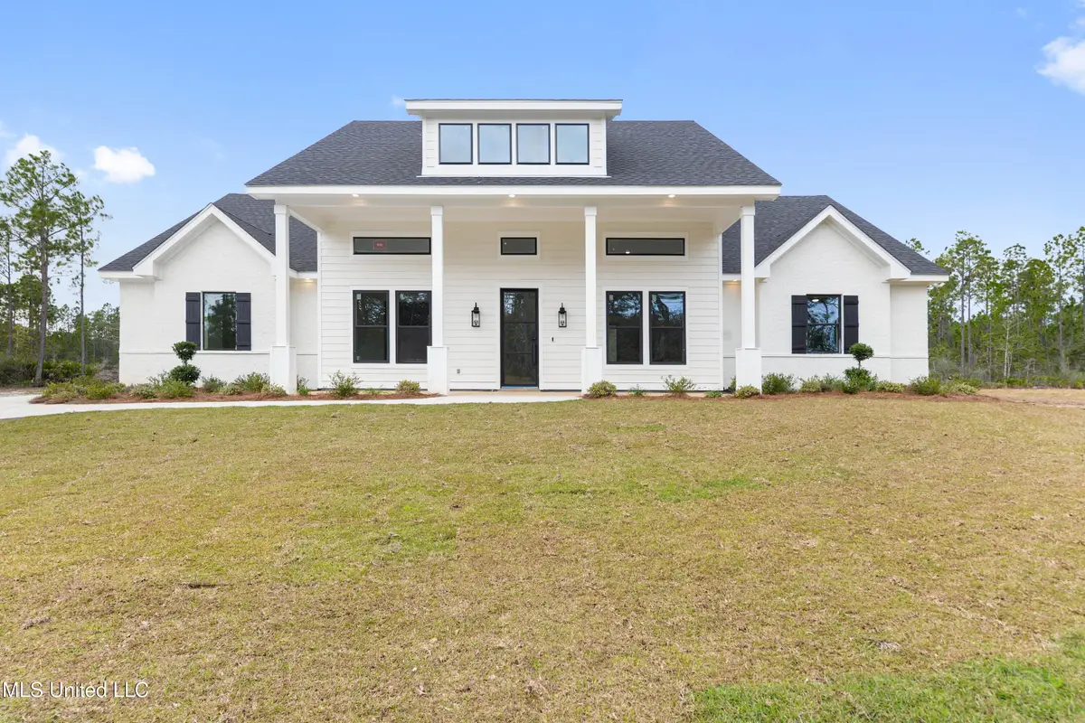 11039 Grace Drive, Gulfport, MS 39503 - Image #1