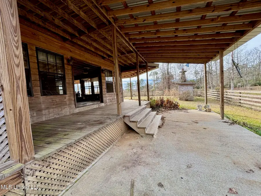 299 Robert Tynes Road, Monticello, MS 39654 - Image #2
