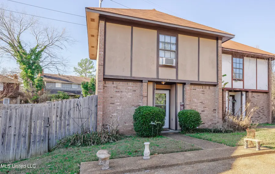 4 River Oaks Place, Jackson, MS 39211 - Image #2