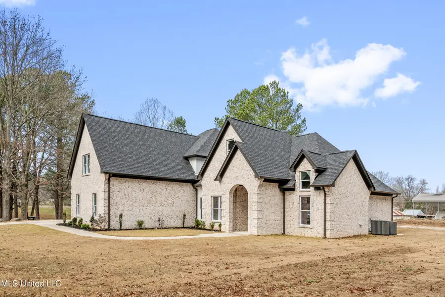 4304 Edwin Road, Horn Lake, MS 38637 - Image #2