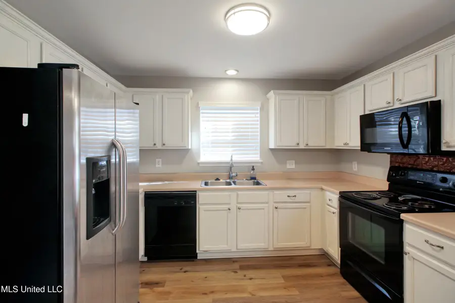 321 Swan Drive, Brandon, MS 39047 - Image #3