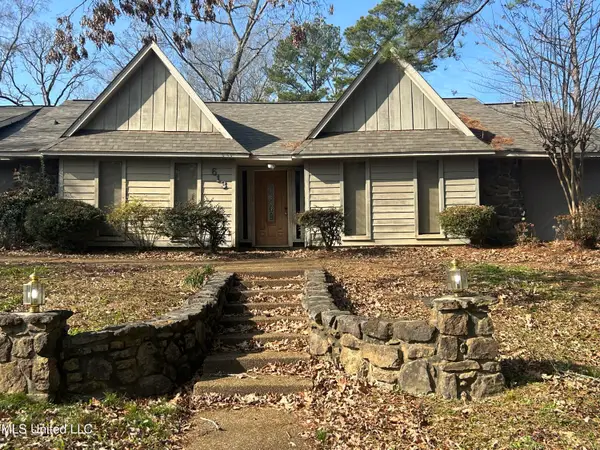 613 Parker Drive, Clinton, MS 39056