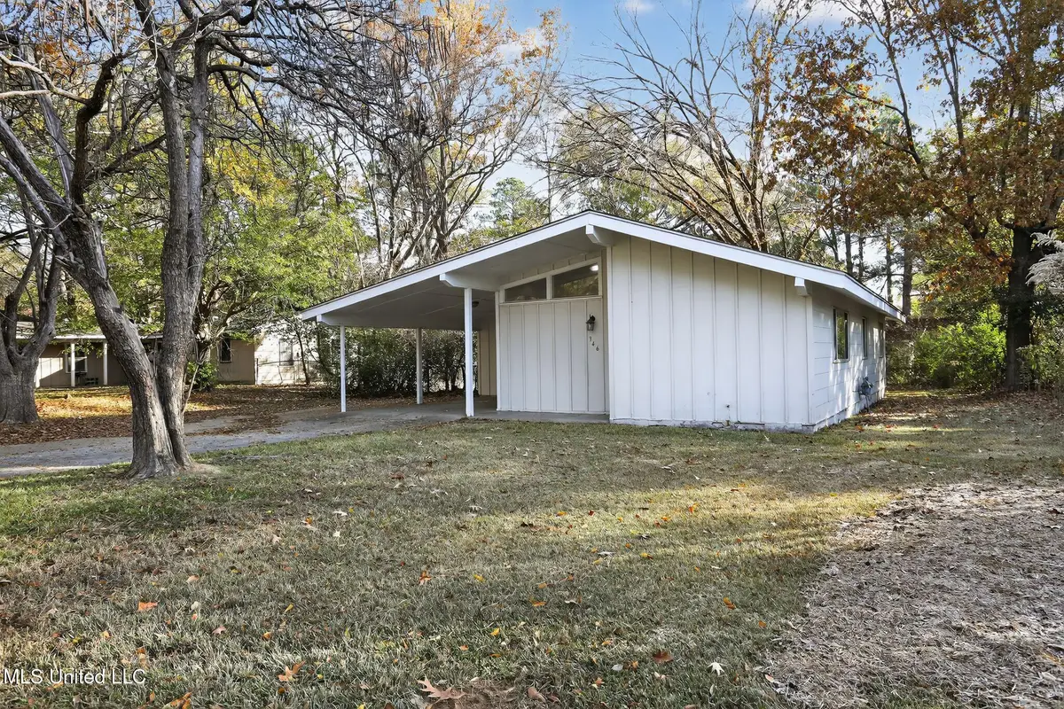 346 Queen Theresa Lane, Jackson, MS 39209 - Image #1