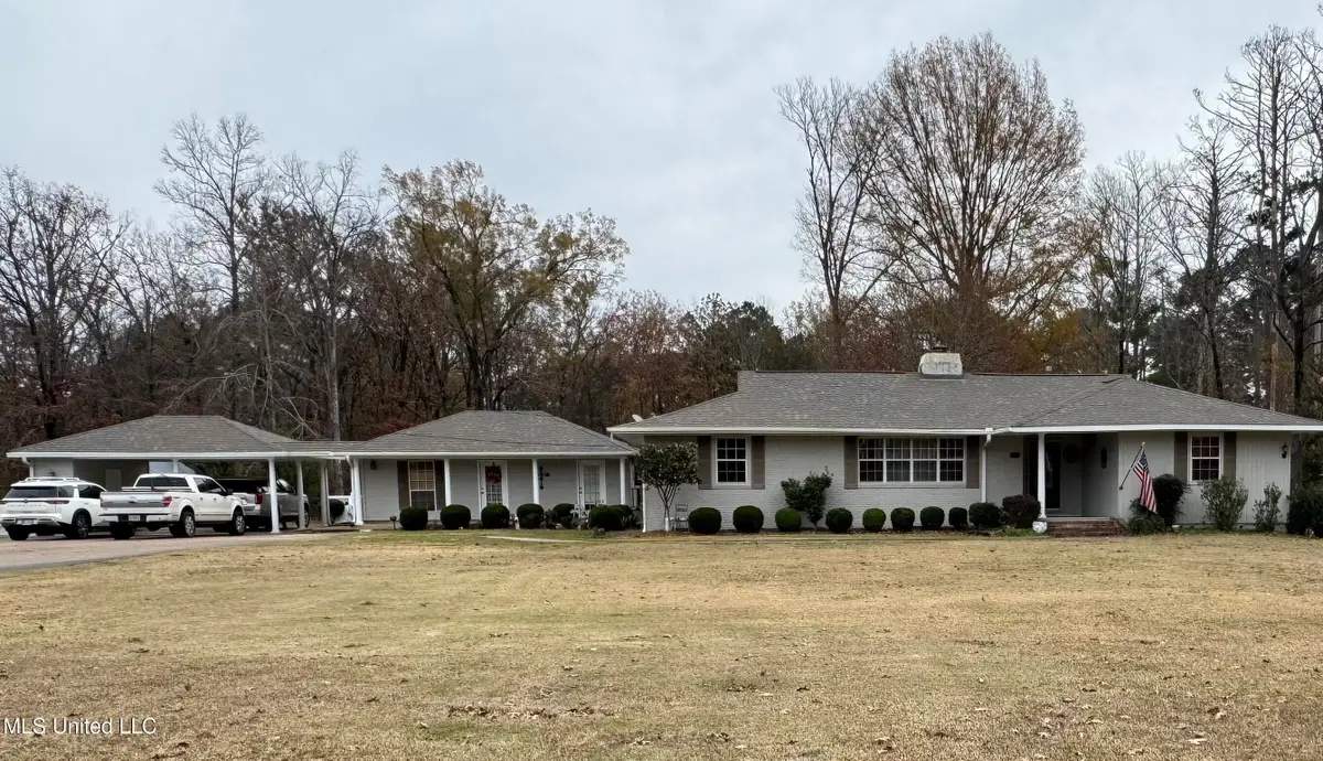 642 N Woodland Drive, Forest, MS 39074 - Image #1