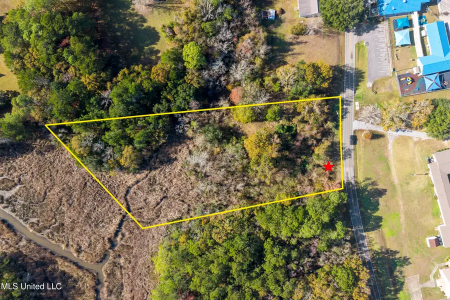 1021 Old Spanish Trail, Gautier, MS 39553 - Image #3