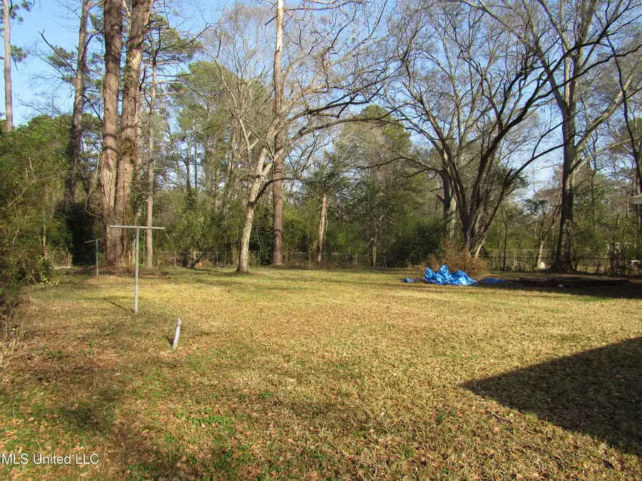262 Iris Avenue, Jackson, MS 39206 - Image #2