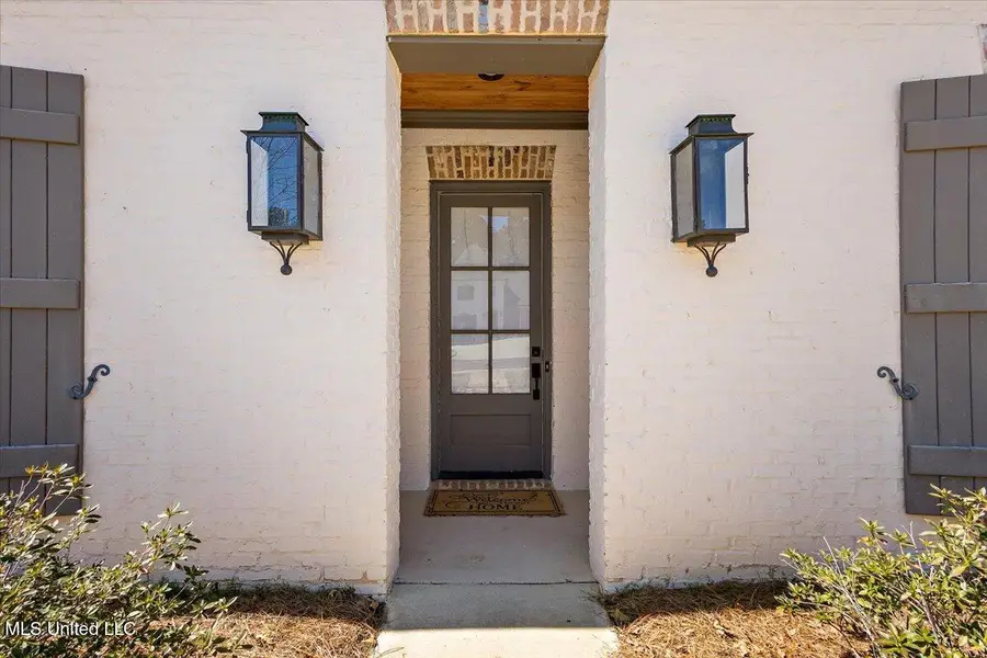 213 S Woodcreek Road, Madison, MS 39110 - Image #3