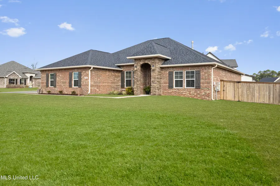 16908 W Landon Green Drive, Gulfport, MS 39503 - Image #2