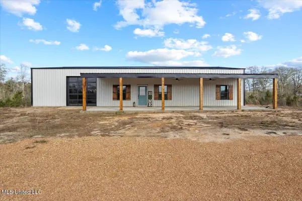 52 Jack Davis Road, Wiggins, MS 39577