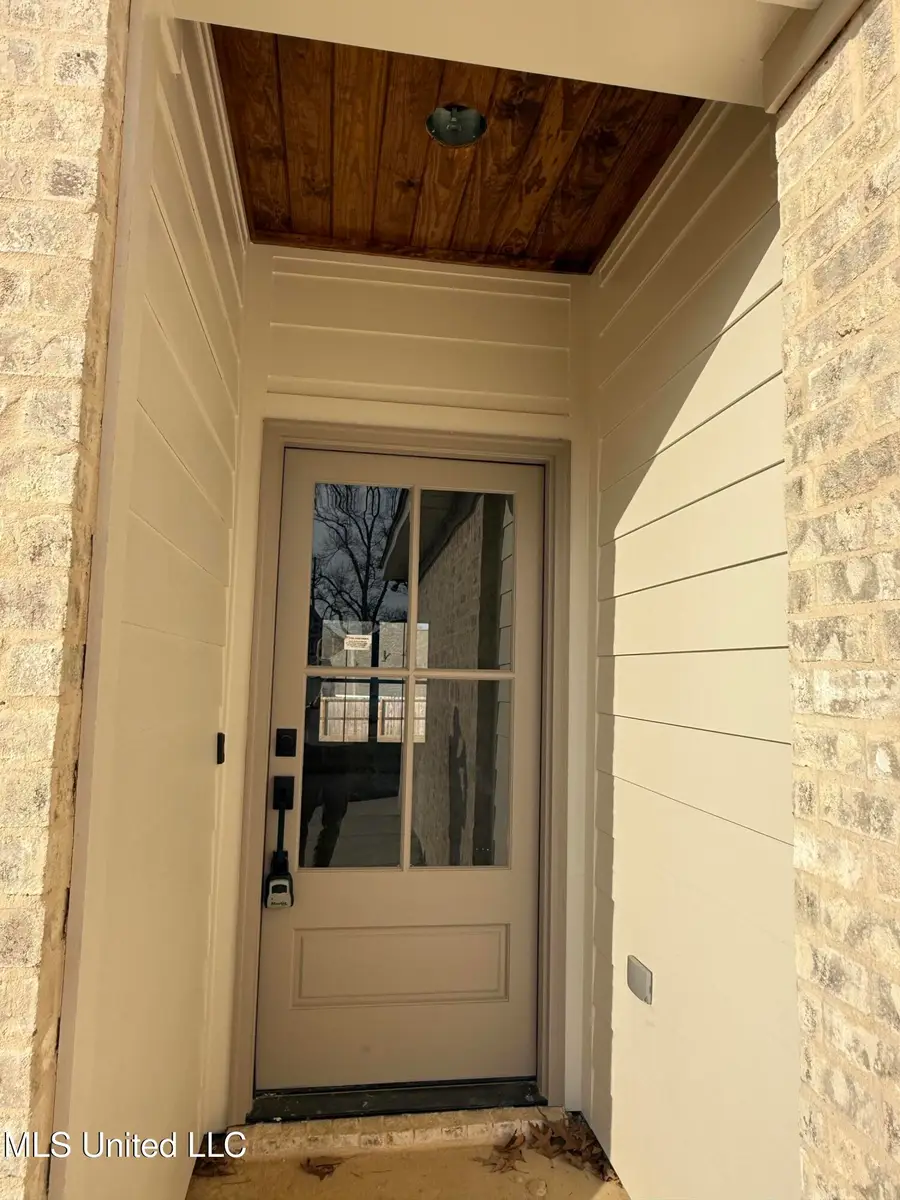 352 Willow Way, Canton, MS 39046 - Image #2