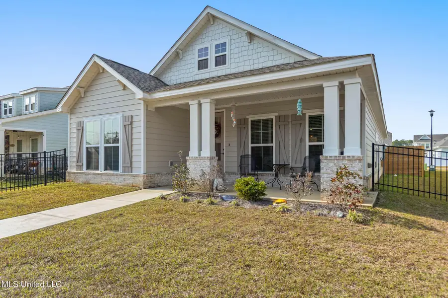 114 Everly Circle, Ocean Springs, MS 39564 - Image #2