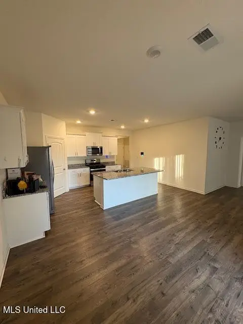 8833 Ruth Ann Cove, Southaven, MS 38671 - #2