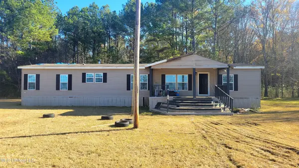 996 Montrose Road, Lake, MS 39092