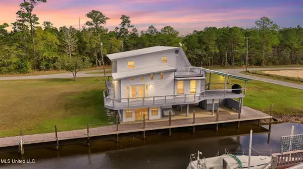 10064 Everest Street, Bay Saint Louis, MS 39520