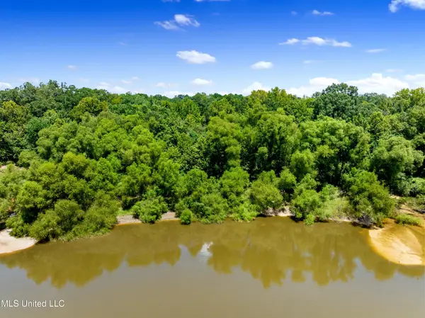 Hawkins Avenue, Columbia, MS 39429