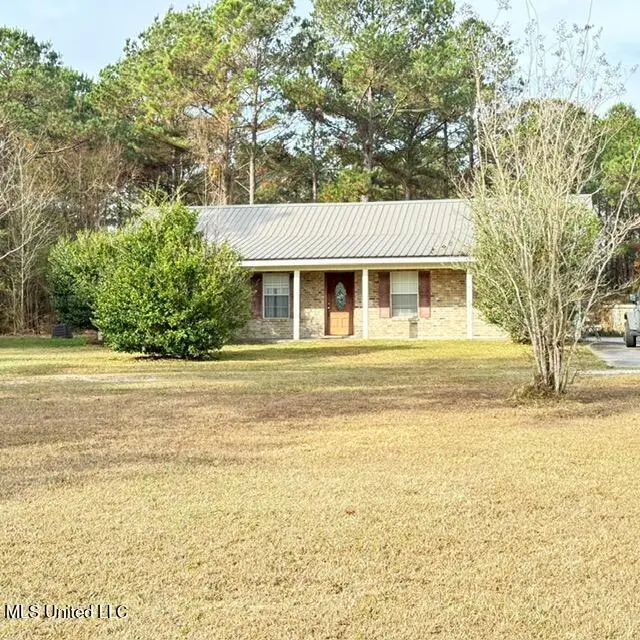 57 Alan Road, Carriere, MS 39426 - Image #1