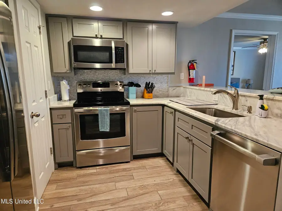 2046 Beach Boulevard, Biloxi, MS 39531 - Image #3