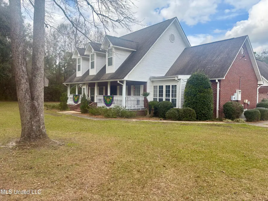 7201 Bentwood Drive, Moss Point, MS 39562 - Image #2