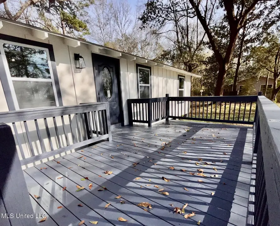 10032 Johns Bayou Road, Vancleave, MS 39565 - Image #2