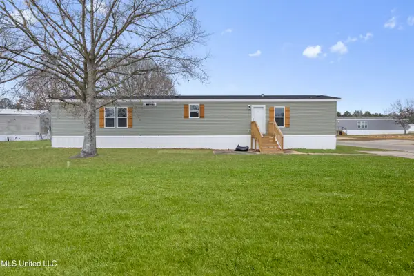 4807 Gibson Road, Ocean Springs, MS 39564