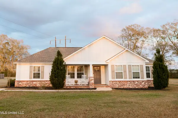 1290 Rocky Creek Road, Lucedale, MS 39452