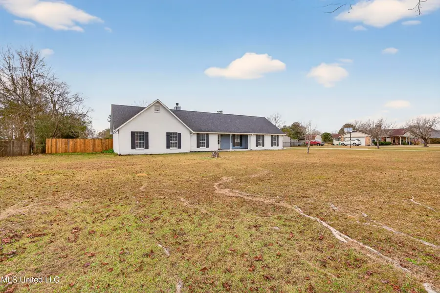 15517 Shriners Boulevard, Biloxi, MS 39532 - Image #2