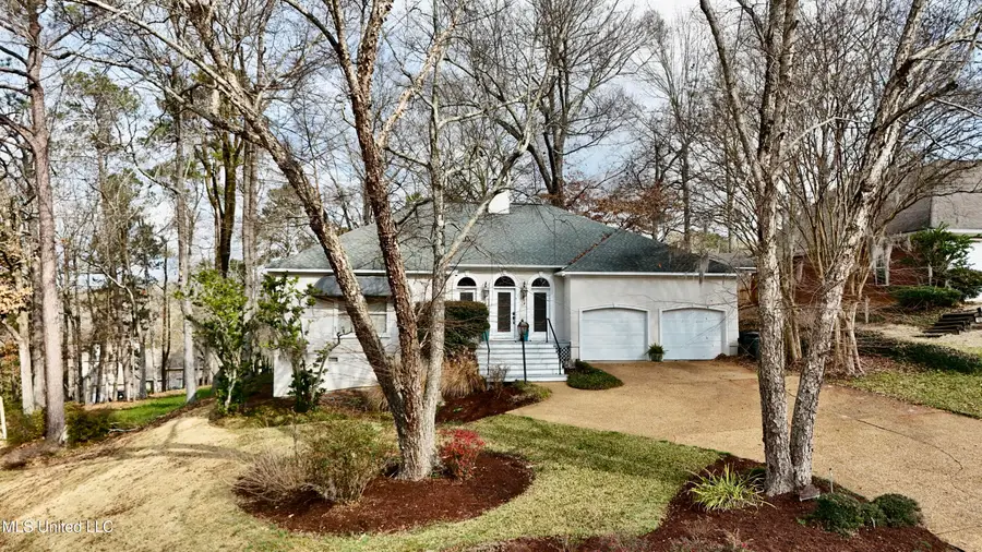 112 Newport Circle, Clinton, MS 39056 - Image #2