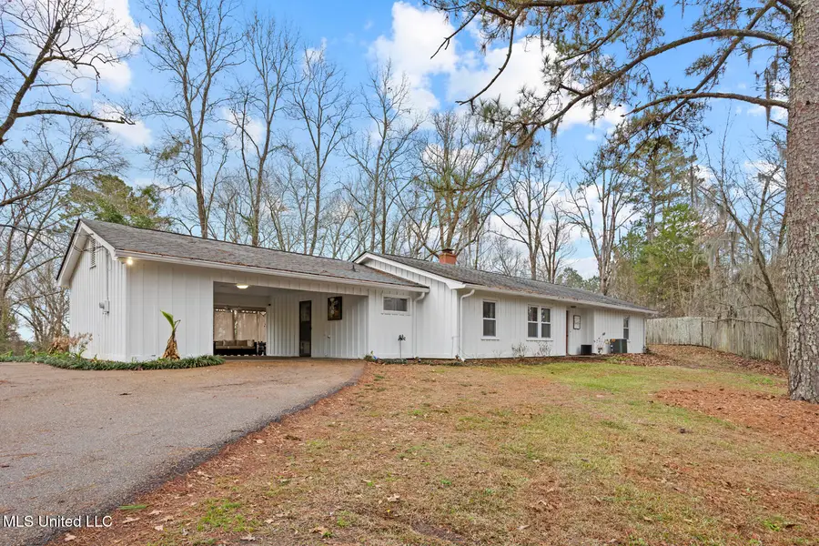 218 W Virginia Drive, Clinton, MS 39056 - Image #2