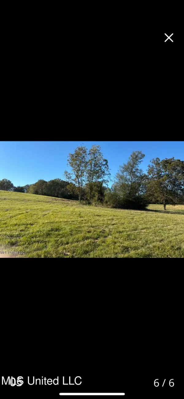 1029 N Ratliff Road, Jackson, MS 39209