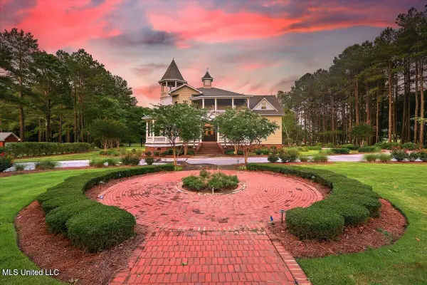 122 Old Orchard Road, Madison, MS 39110