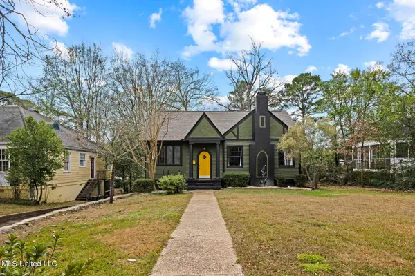 1417 Poplar Boulevard, Jackson, MS 39202