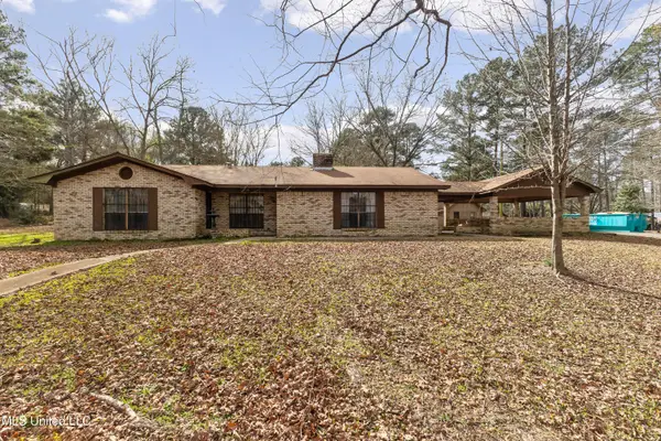 260 Crepe Myrtle Lane, Laurel, MS 39443