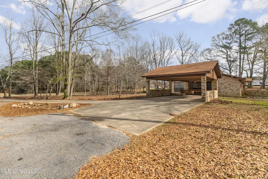 260 Crepe Myrtle Lane, Laurel, MS 39443 - Image #3