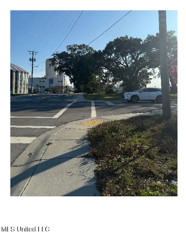 119 1st Street, Biloxi, MS 39530 - Image #3