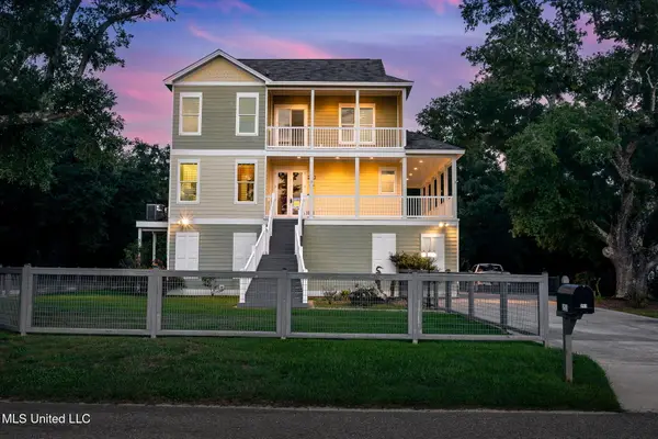 253 S Lang Avenue, Long Beach, MS 39560