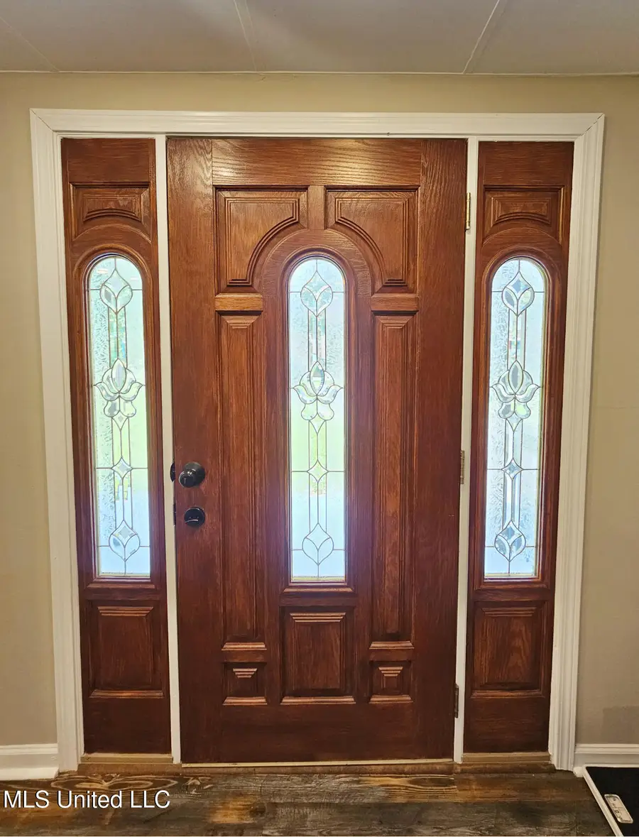 906 W Lakeshore Drive, Carriere, MS 39426 - Image #2