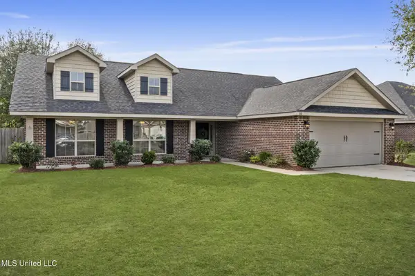 116 Saltmeadow Circle, Ocean Springs, MS 39564