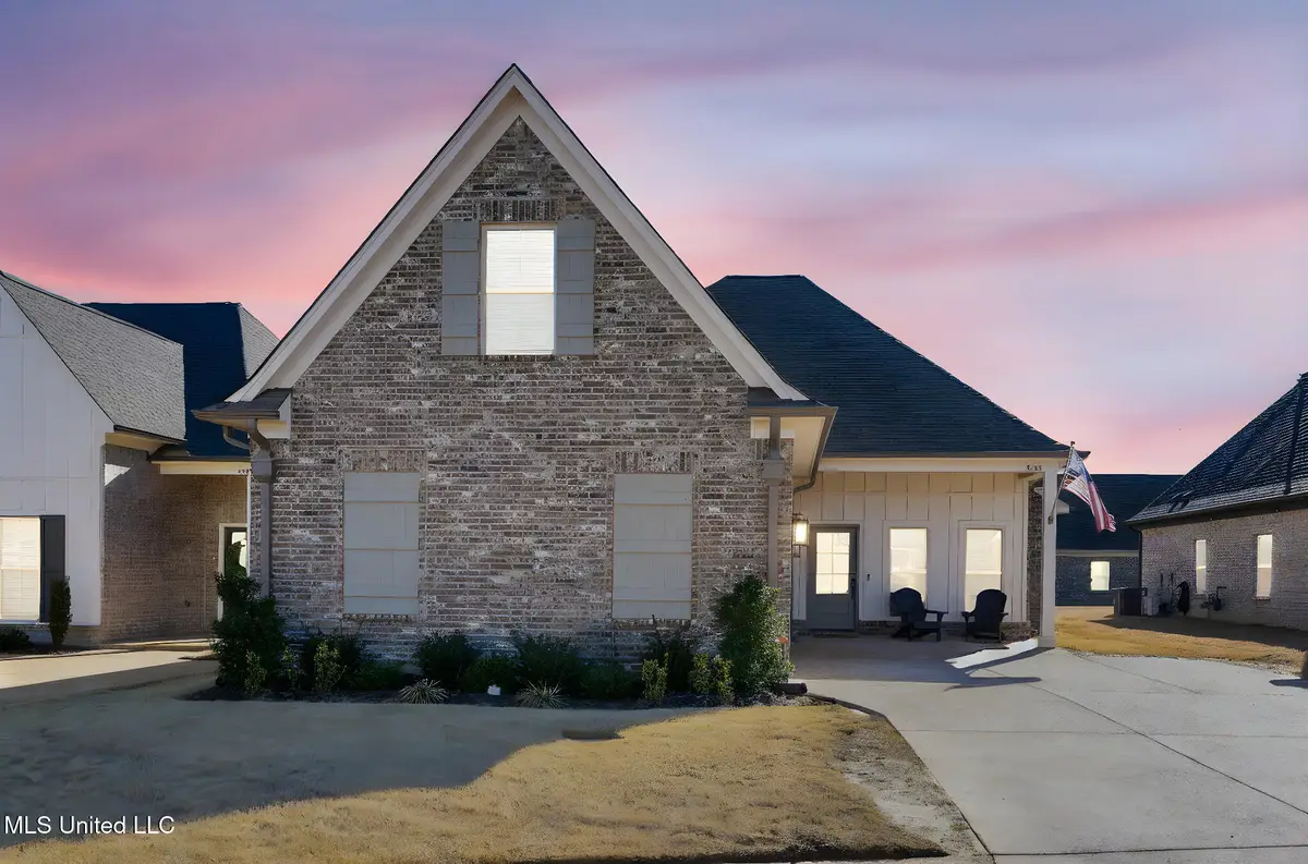 5185 Watson Vw Drive, Nesbit, MS 38651 - Image #1