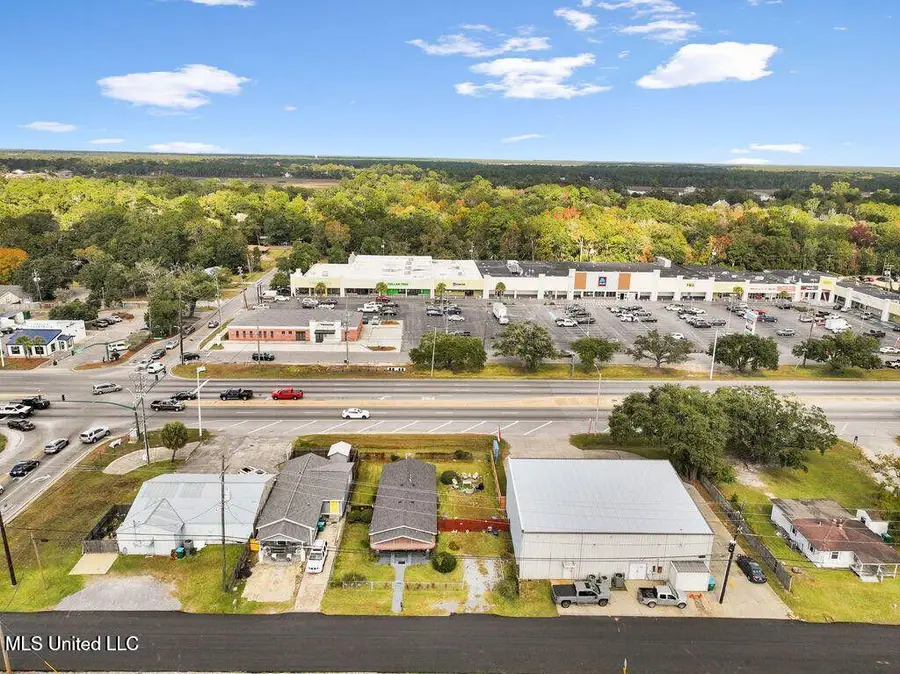 1807 School Street, Ocean Springs, MS 39564 - Image #3