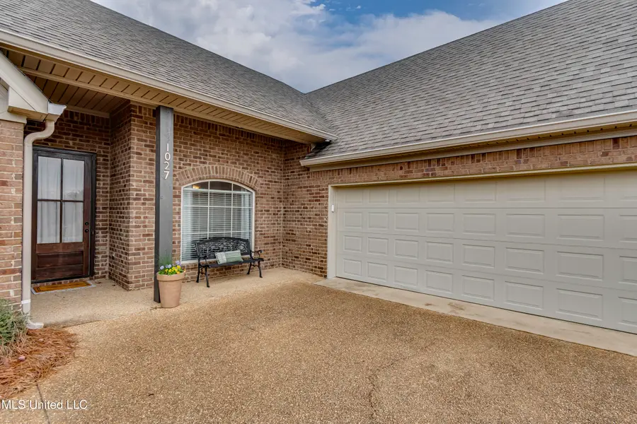 1027 Trinity Drive, Madison, MS 39110 - Image #3